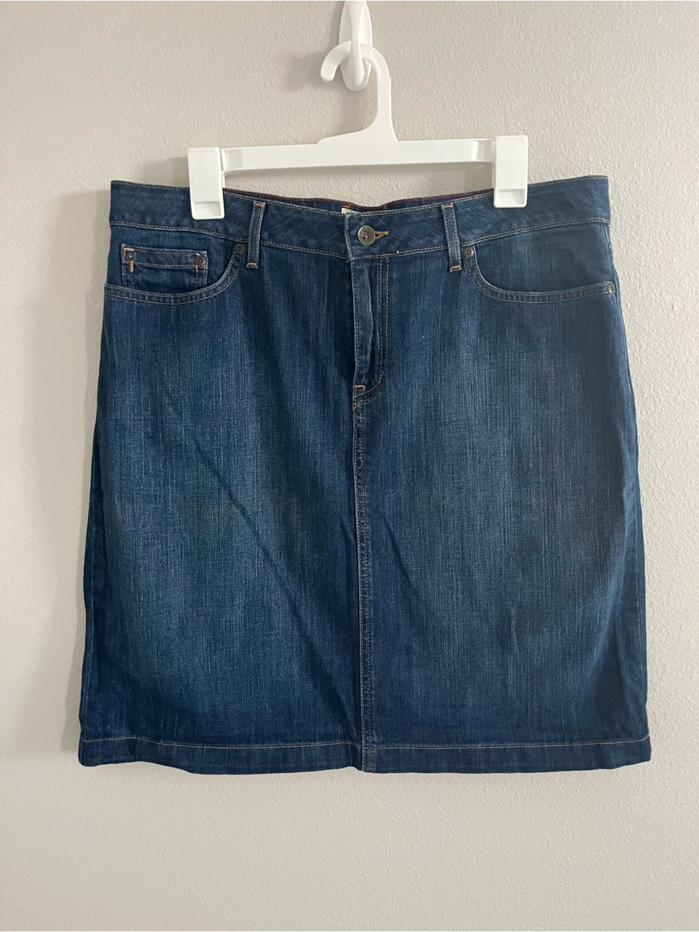 L.L. Bean Favorite Fit Straight Dark Blue Denim Skirt size 14R